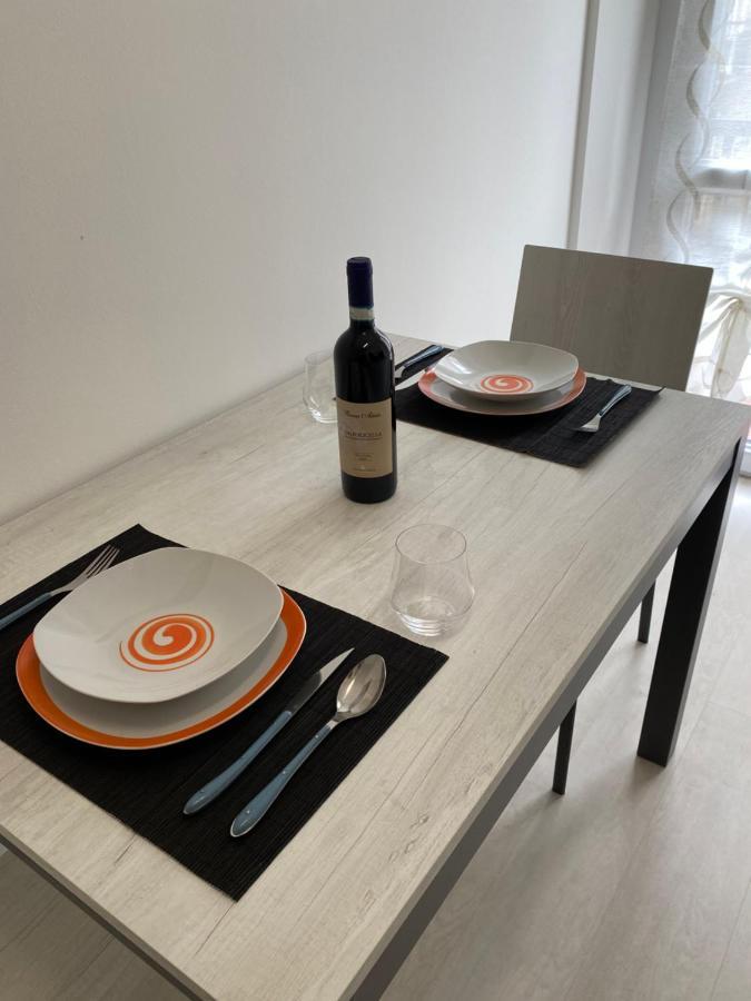 First Home Milánó Kültér fotó